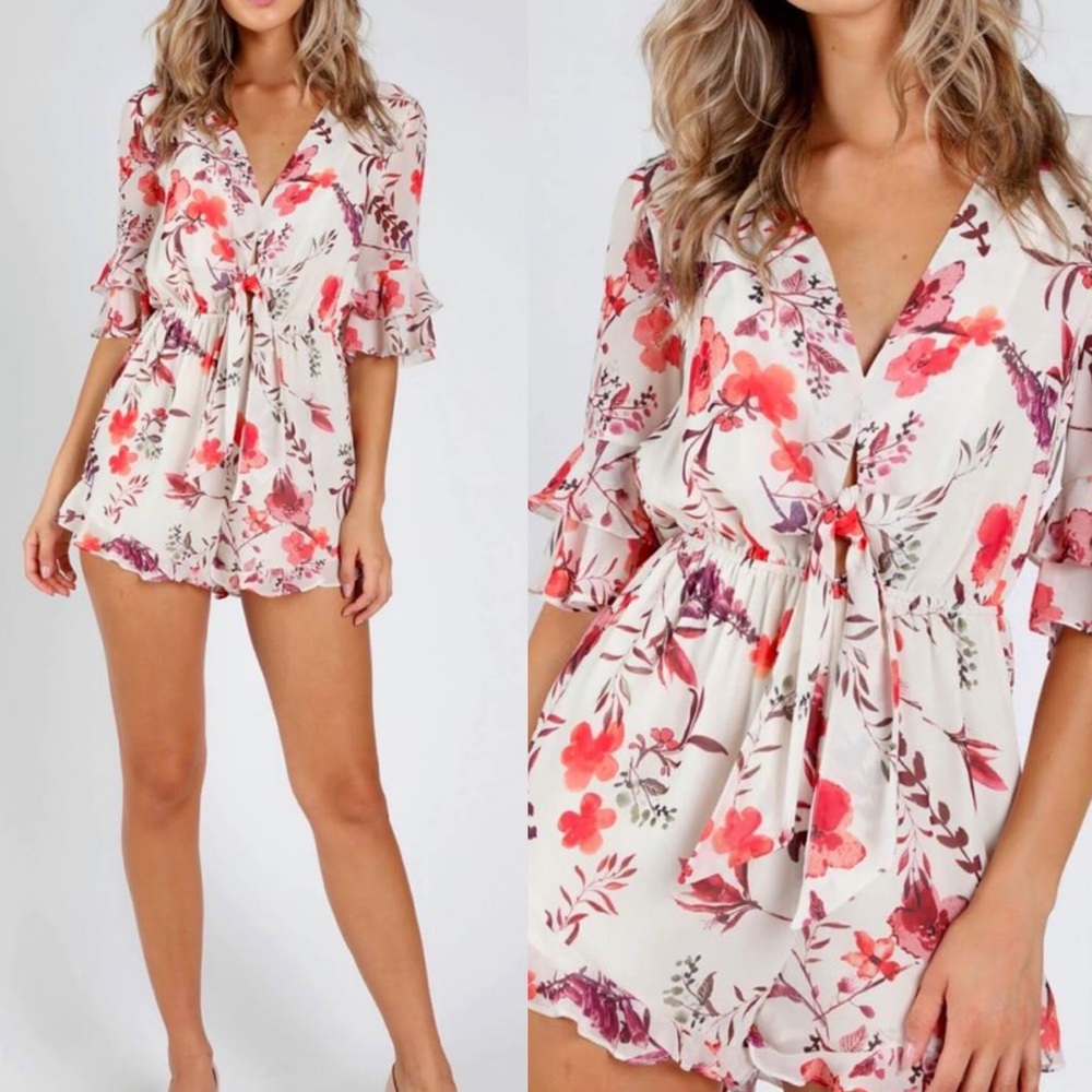 NWT Honey Punch - Romantic Floral 3/4 Sleeve Romper M